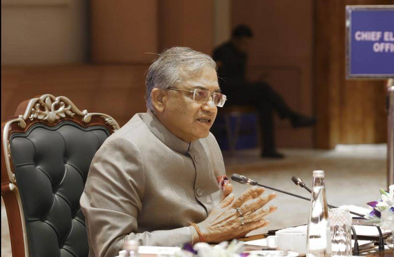 Election Commission Reviews Poll Preparedness in Kerala, West Bengal