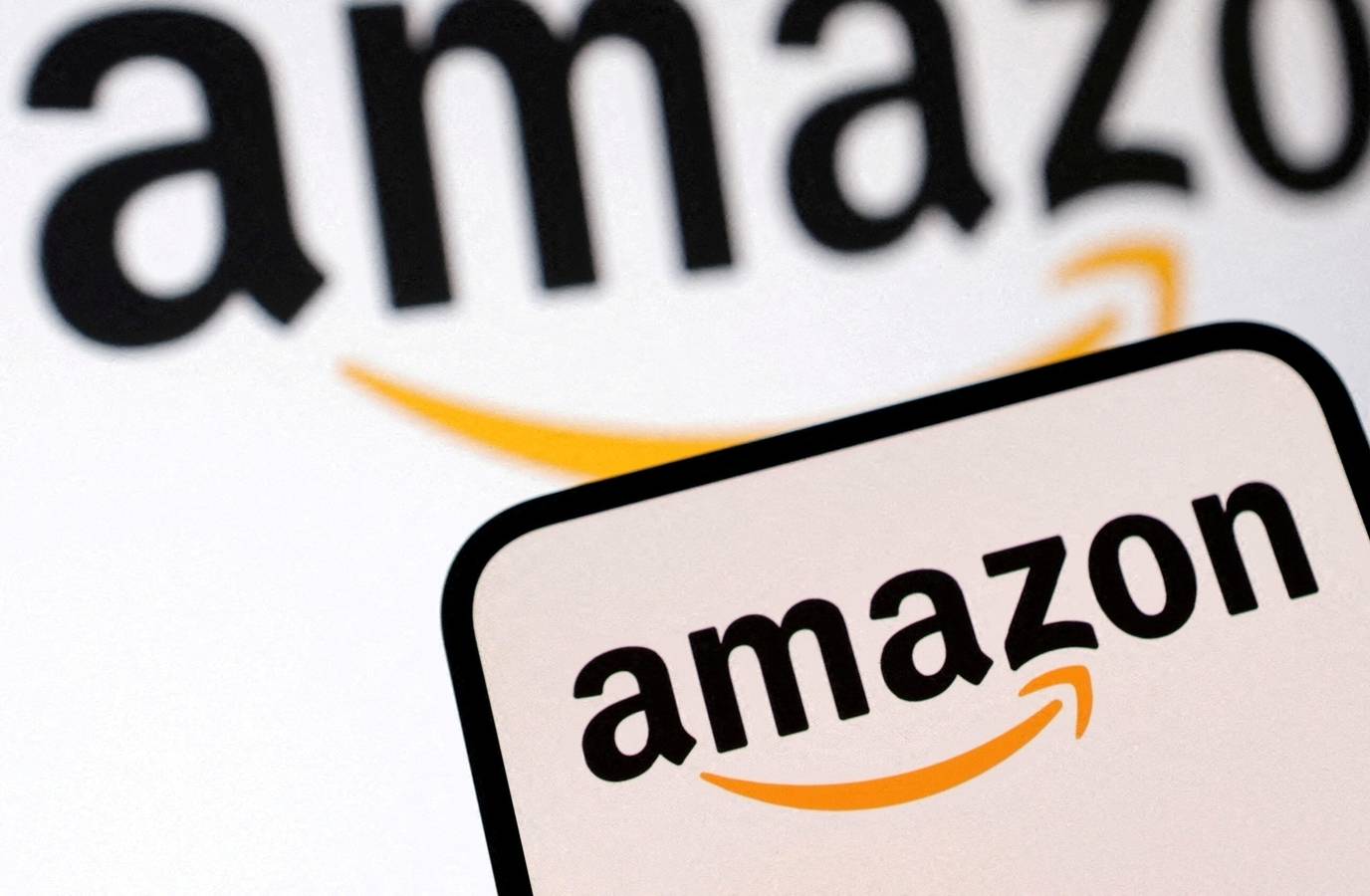 Amazon Down: Thousands Affected Amid US-Iran Tensions