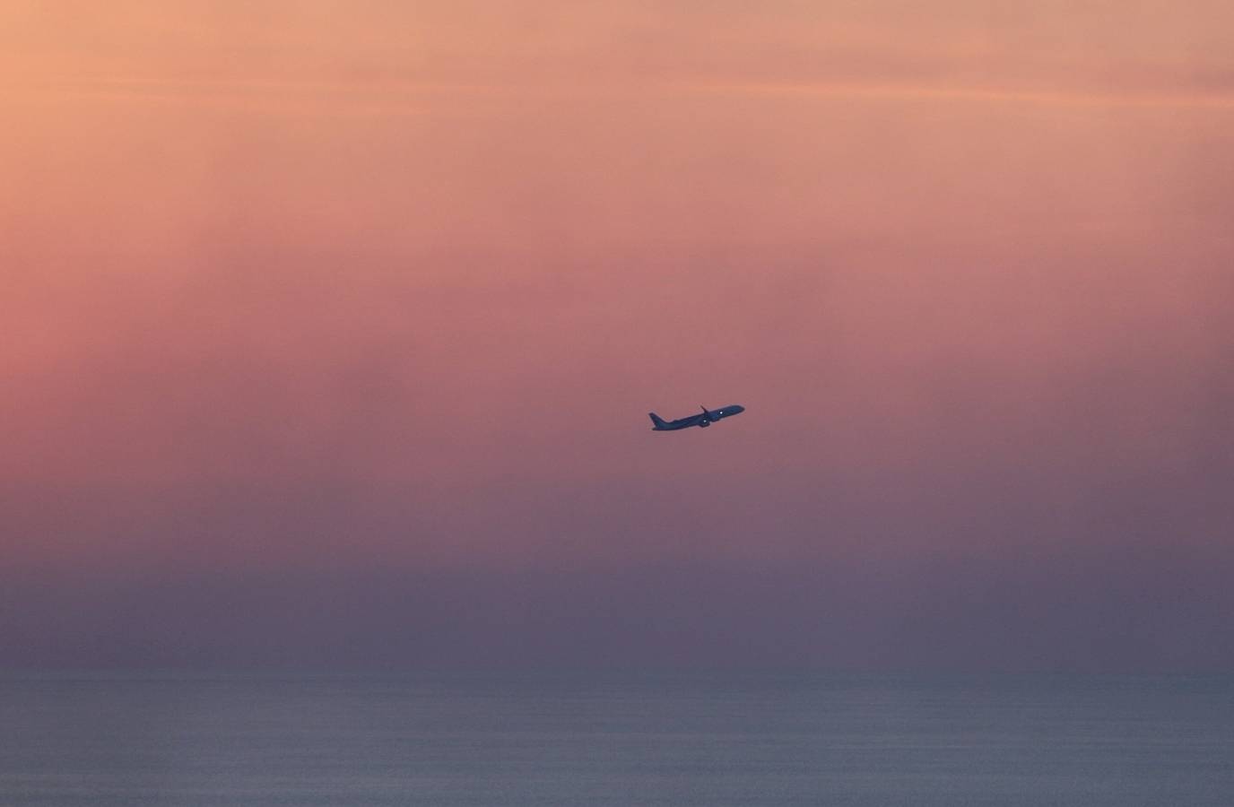 'Don't want to share airspace with missiles': Pilots in fear as US and Israel's conflict with Iran widens | World News