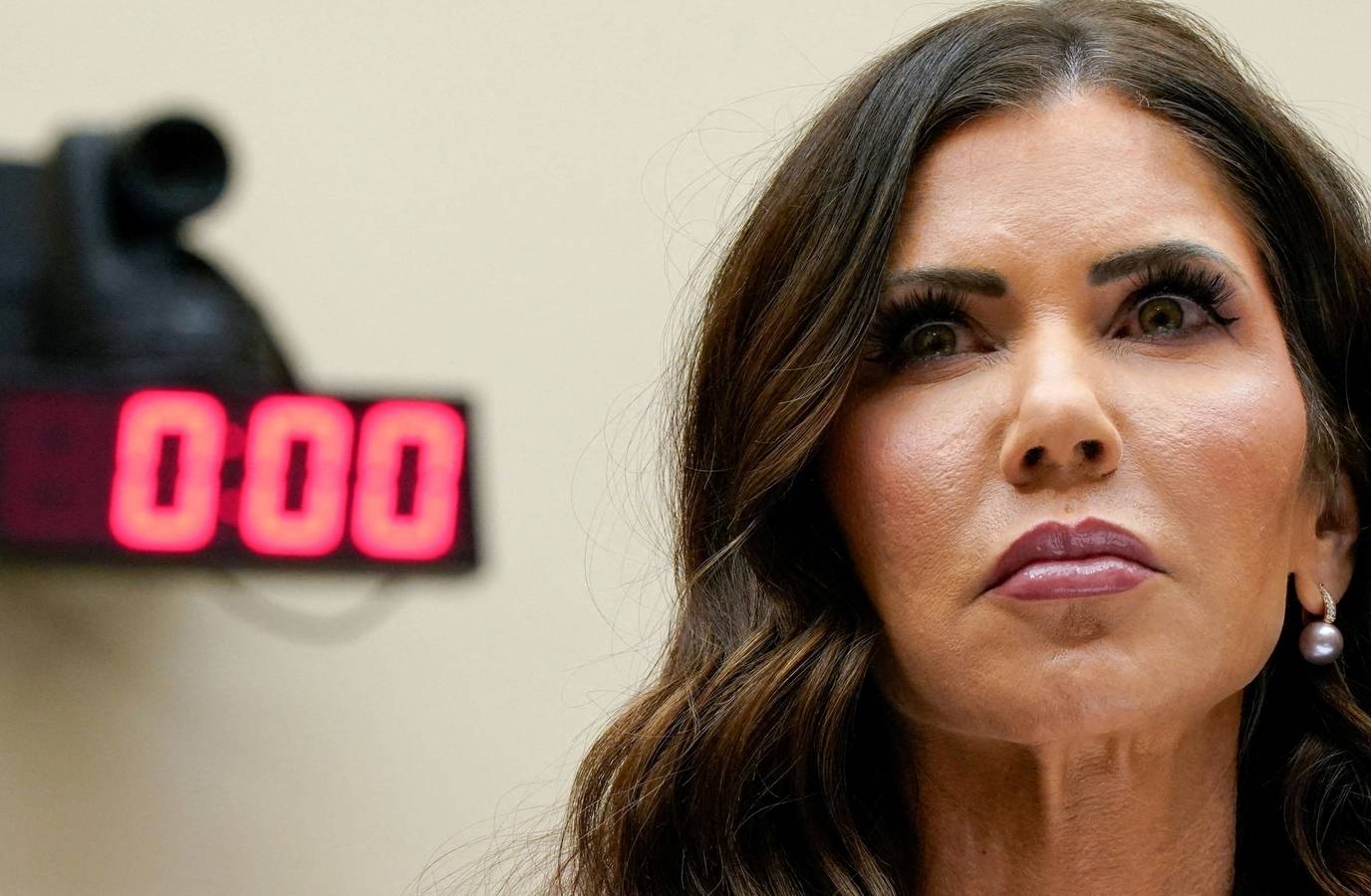 Kristi Noem's Toxic Marriage: Insider Reveals Years of Family Tensions Amid Lewandowski Affair Row