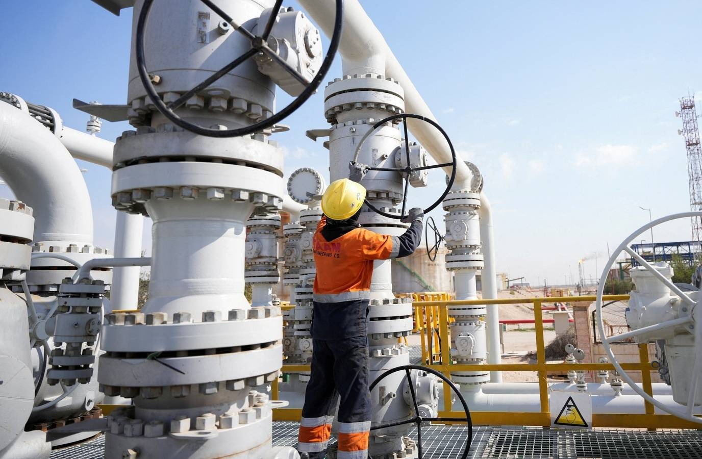 Oil Prices Soar to $118.73/Barrel Amid Iran Conflict