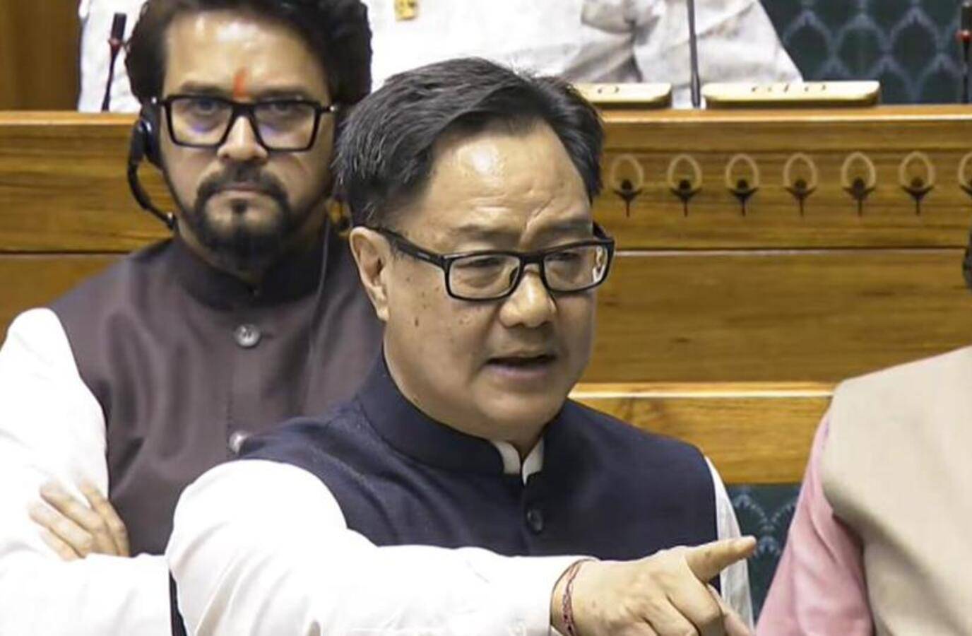 Opposition Criticized for Disrupting Parliament over Energy Security Debate