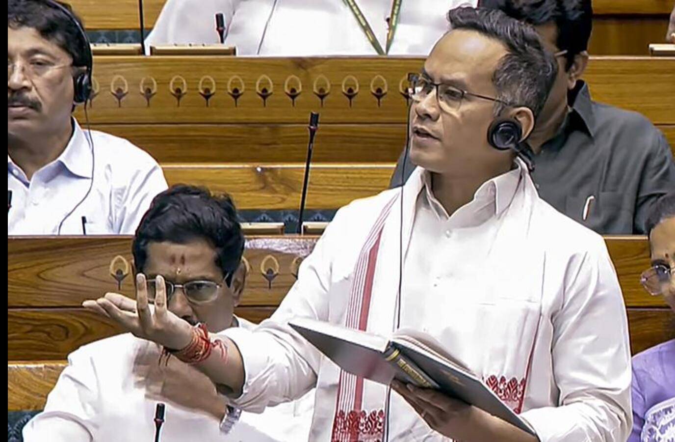 Congress Moves No-Confidence Motion to Protect Parliament's Dignity