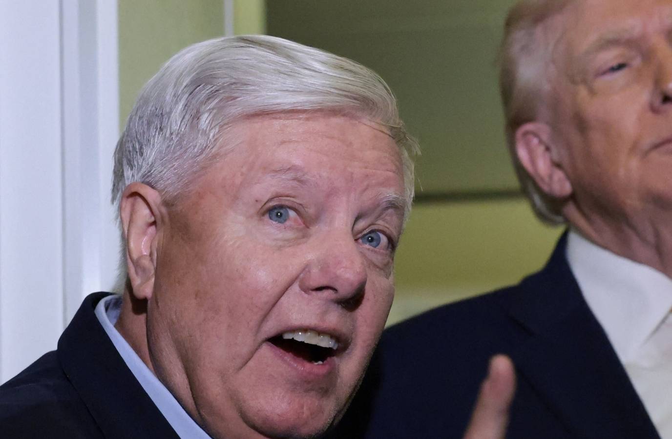 US Senator Lindsey Graham Issues Ultimatum to Saudi Arabia Amid Iran War Tensions