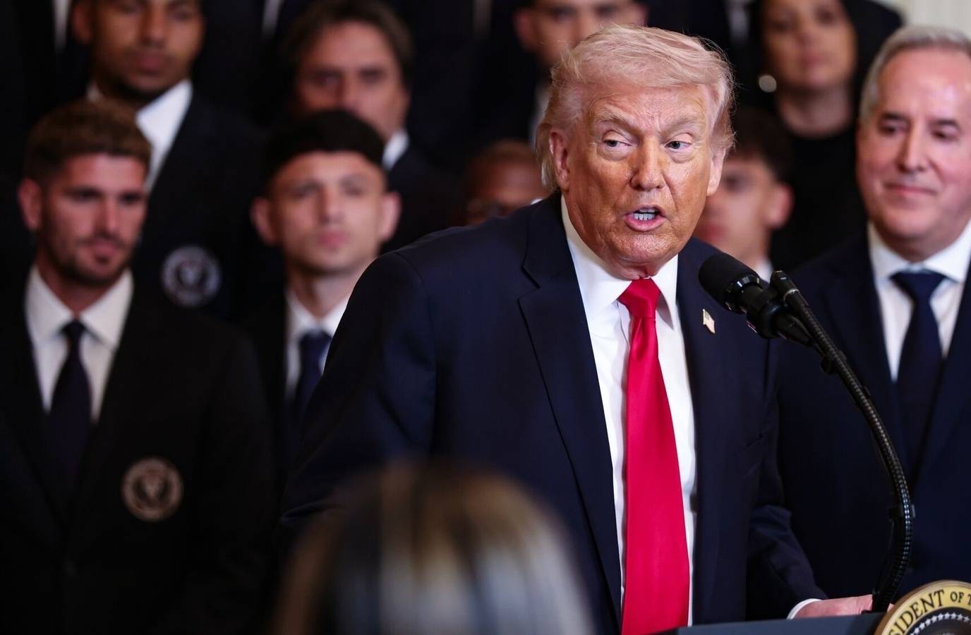 Trump Eyes Oil Price Relief Amid $100 Barrel Crisis