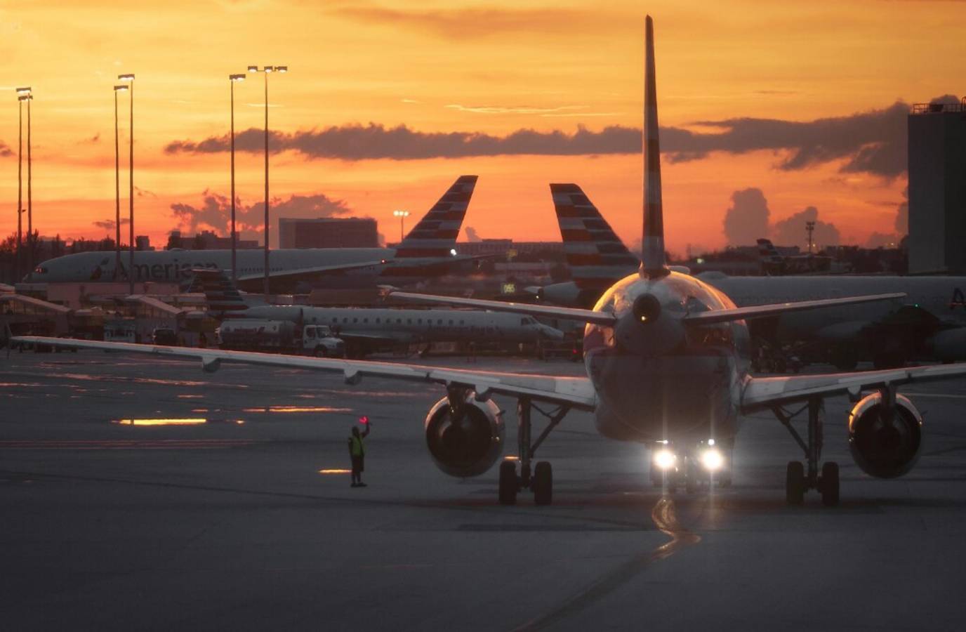 Airlines Hike Fares Amid US-Iran War Fuel Price Surge