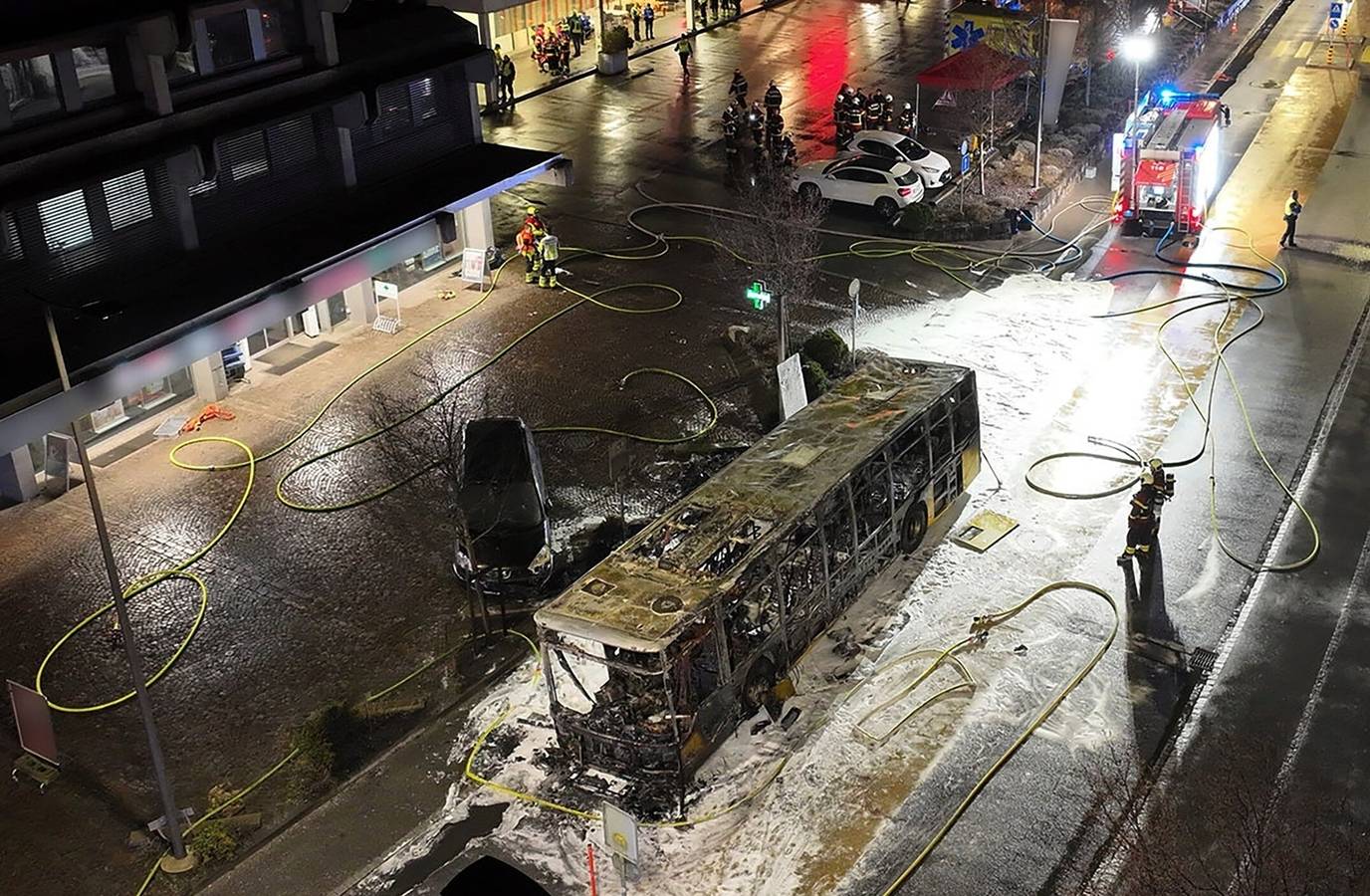 Six Die in Swiss Bus Blaze After Man Sets Fire to Himself