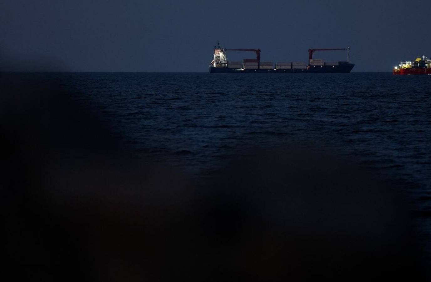 Iran's $200 Oil Price Warning: Global Markets on Edge Amid Middle East Tensions