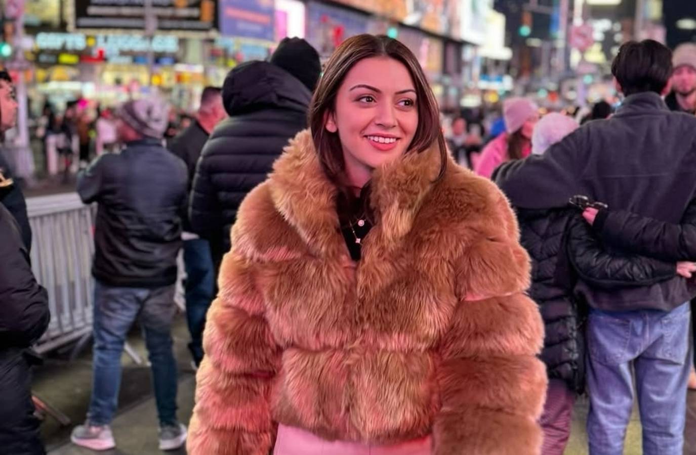 Hansika Motwani Posts Message of Resilience After Divorce from Sohael Khaturiya