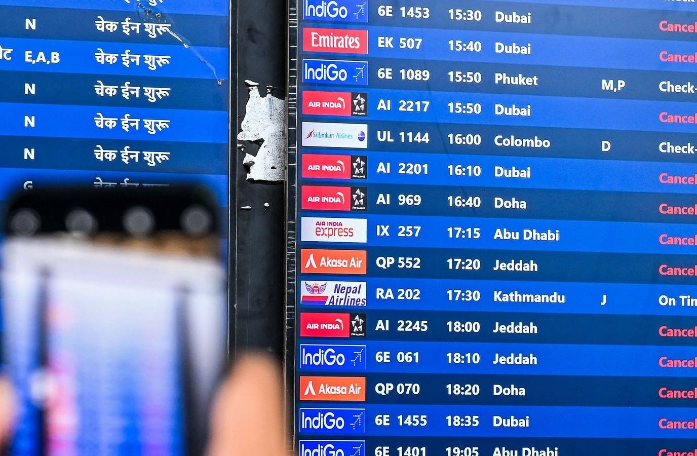 India's Airline Cancellations Soar Amid West Asia Conflict