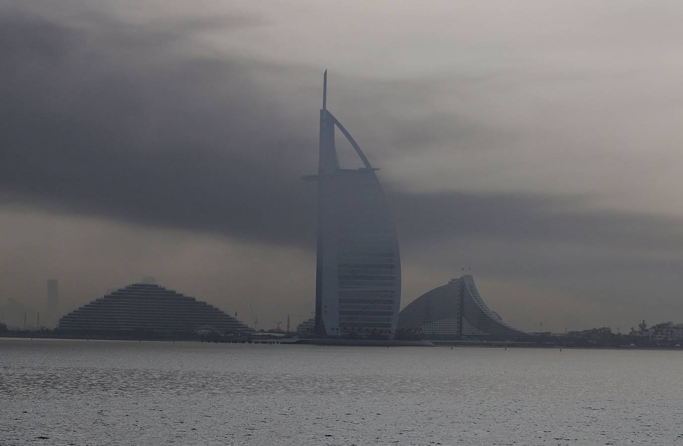 UAE Cracks Down on Misleading Social Media Posts Amid Iran War