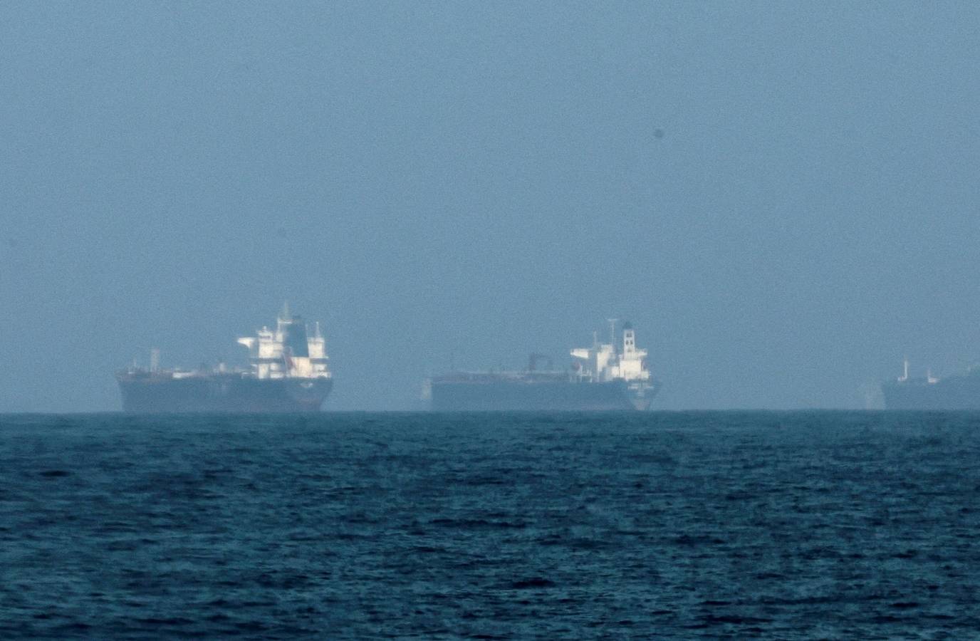 India's 4th Tanker Safely Sails Out of War Zone from UAE's Fujairah Port