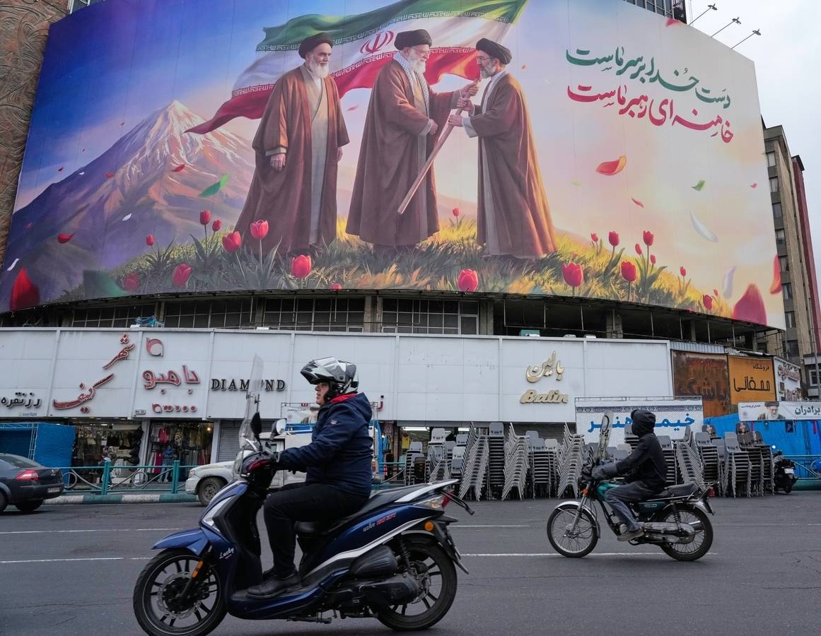 Khamenei's Son Wasn't His Chosen Successor, US Intel Claims