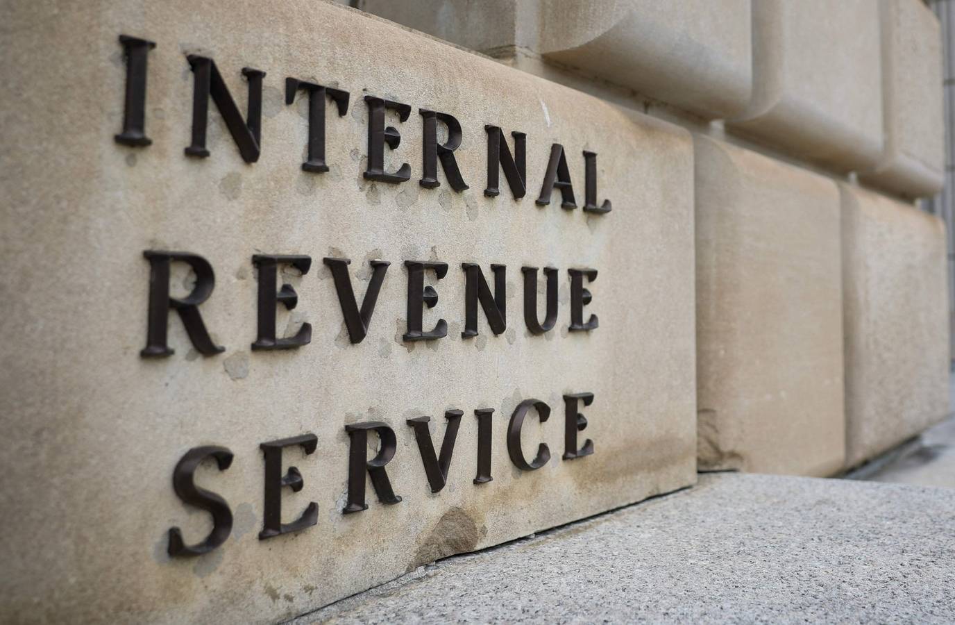 IRS Rules for Claiming Deceased Tax Refund