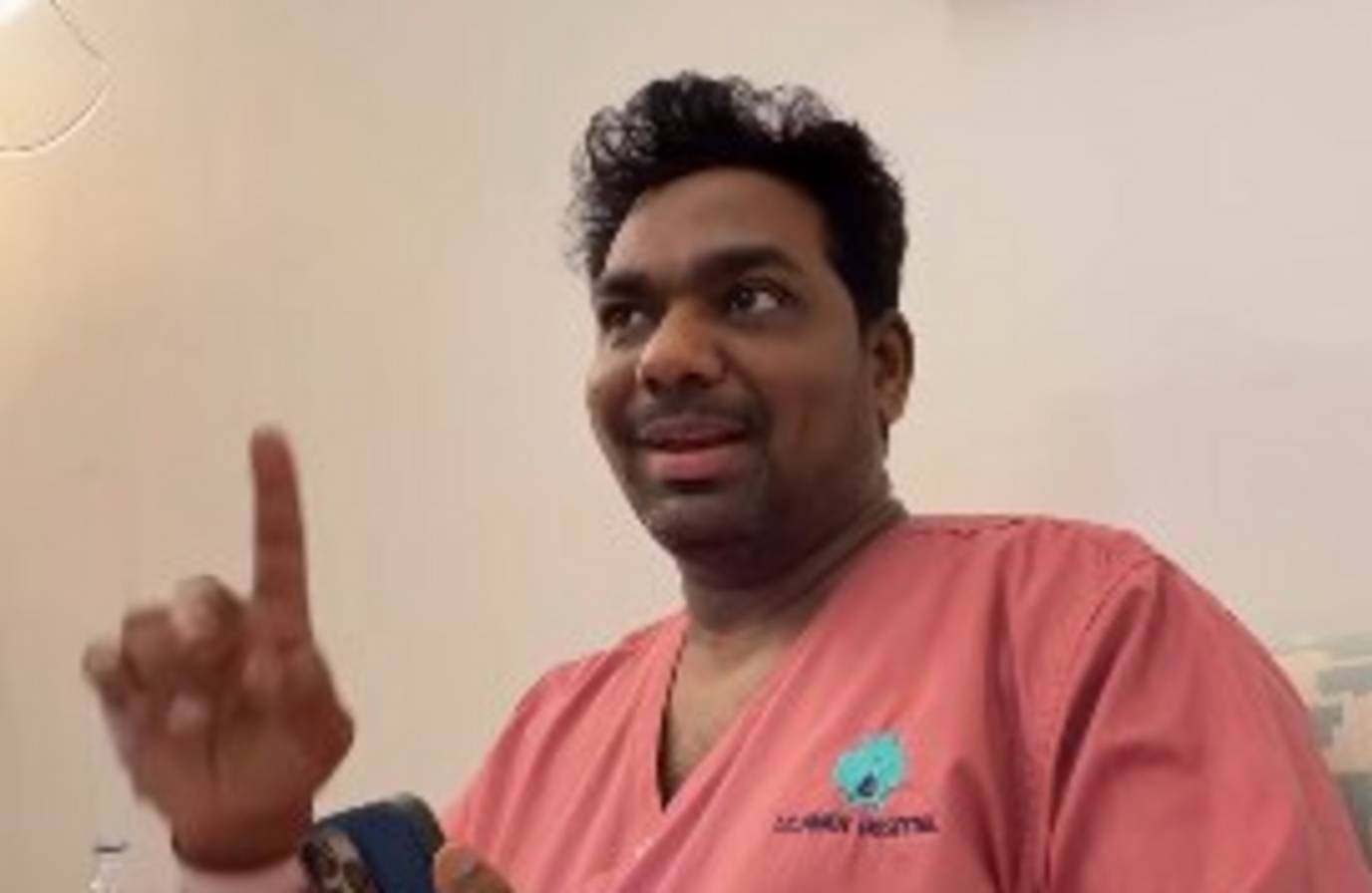 Zakir Khan's Hospital Appearance Sparks Concern Among Fans