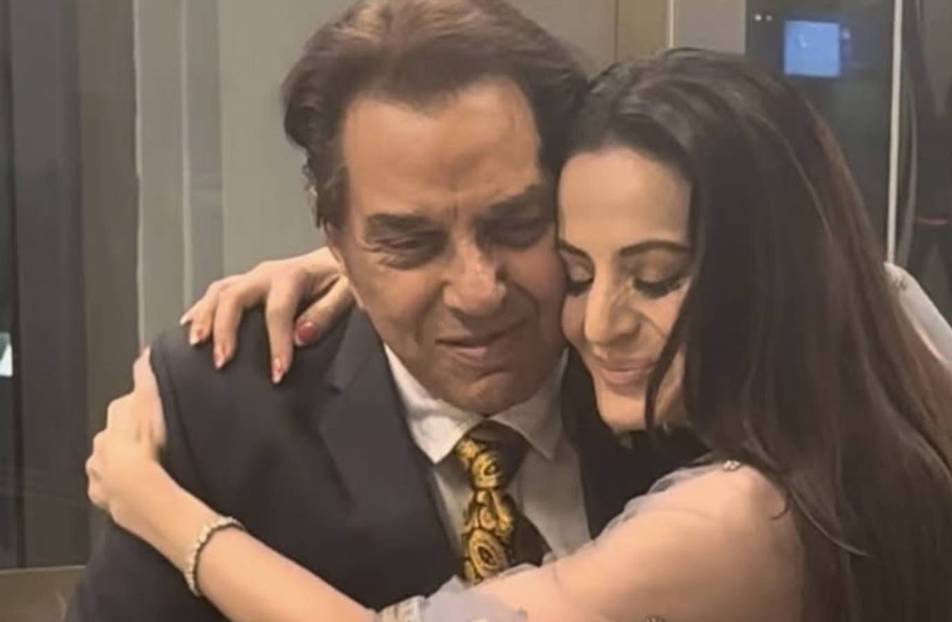 Ameesha Patel Recalls Dharmendra as Family, Credits Sunny Deol for Breakthrough