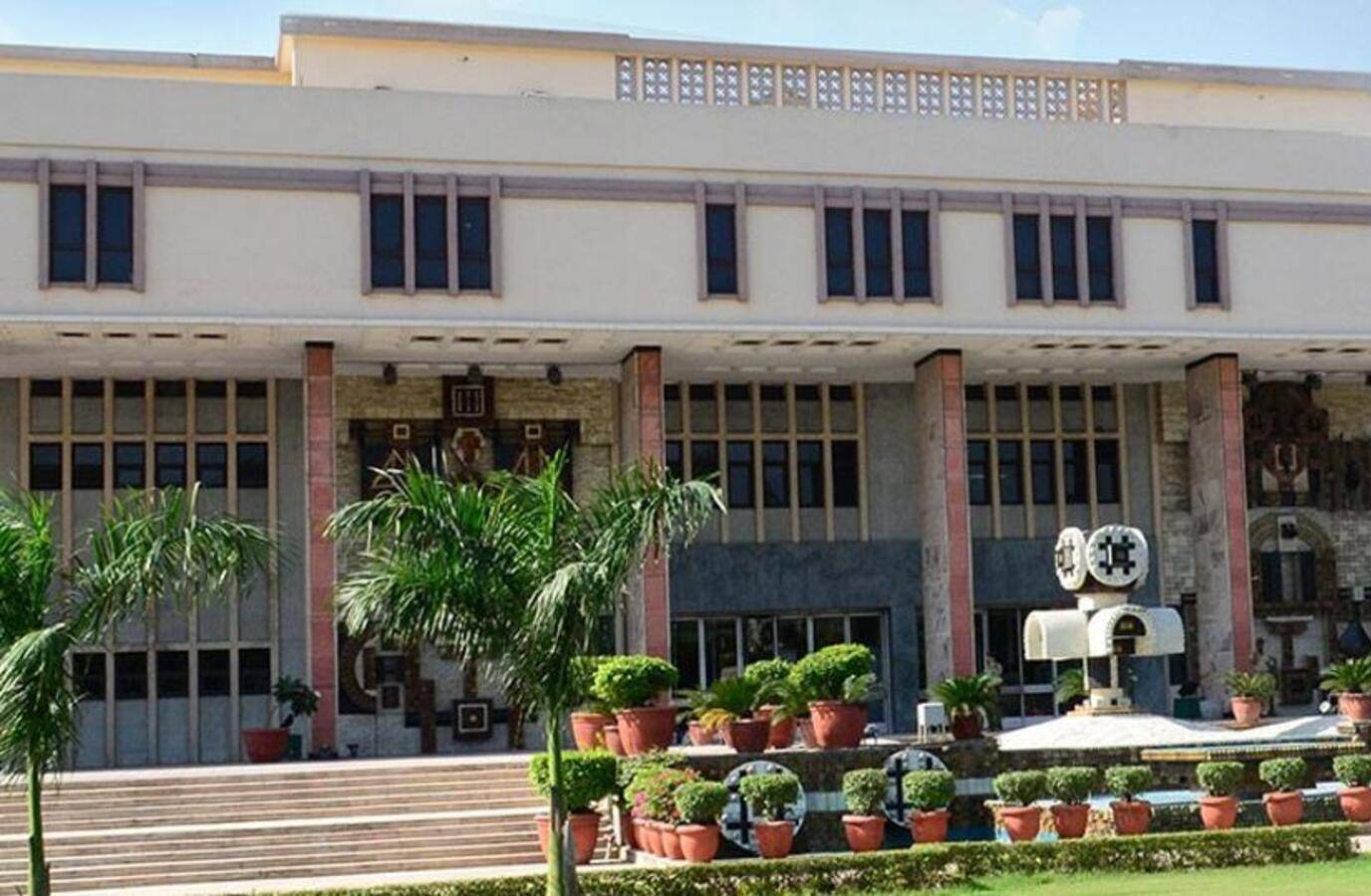 Delhi HC Orders Removal of Defamatory Content Linking Hardeep Puri's Daughter to Epstein