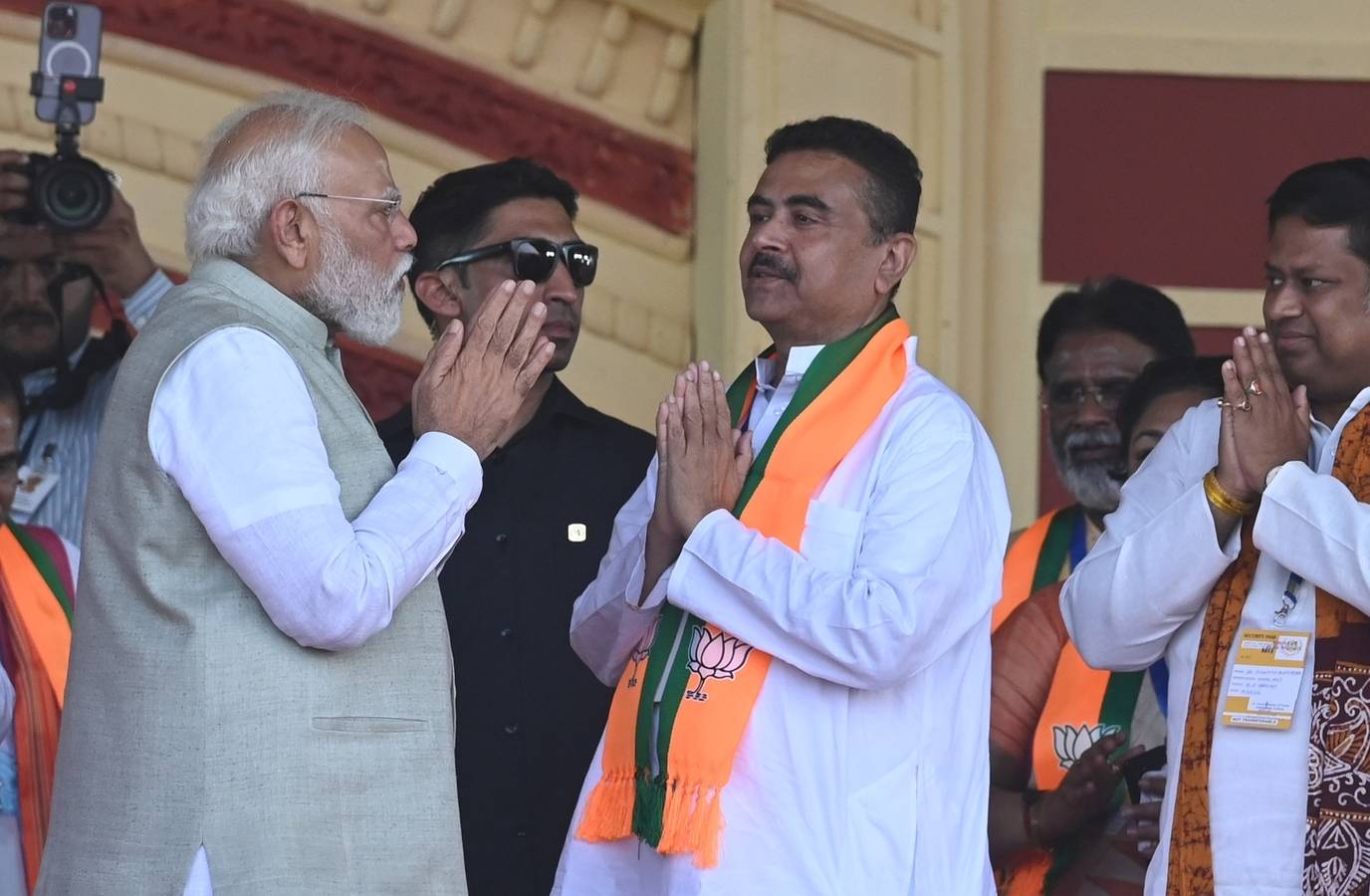 BJP Shifts Focus to Loyalists in West Bengal Polls
