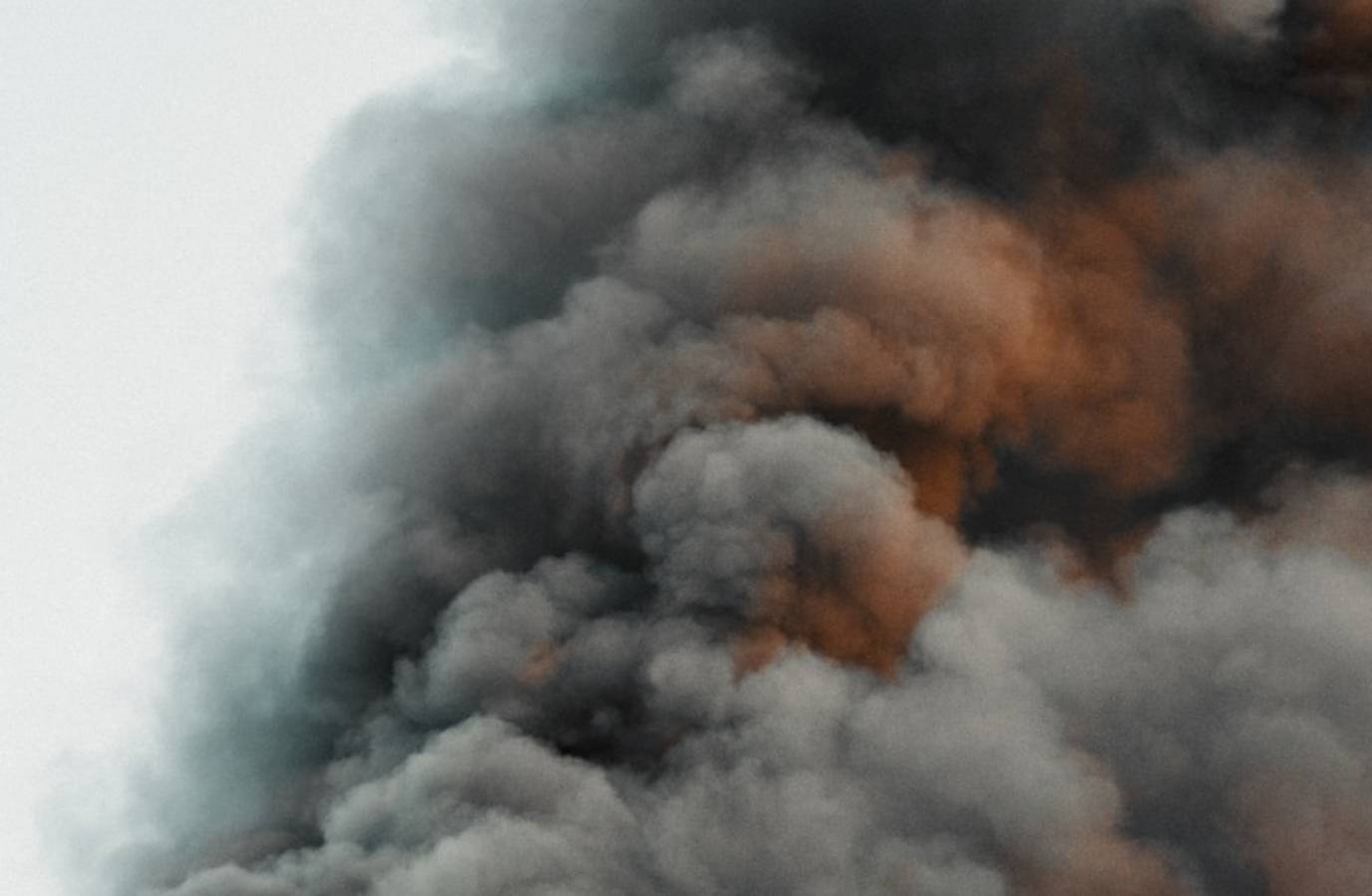 NYC High-Rise Fire: Smoke Engulfs Midtown Manhattan Skyscraper on St. Patrick's Day