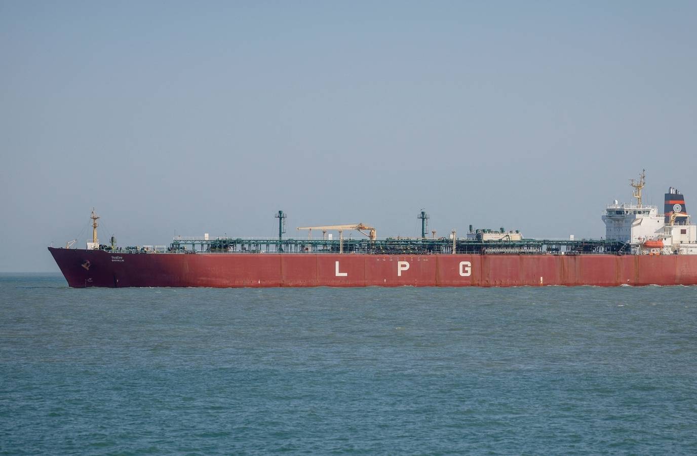 Indian Sailor Recounts Harrowing Journey Through Strait of Hormuz Amid US-Iran Conflict