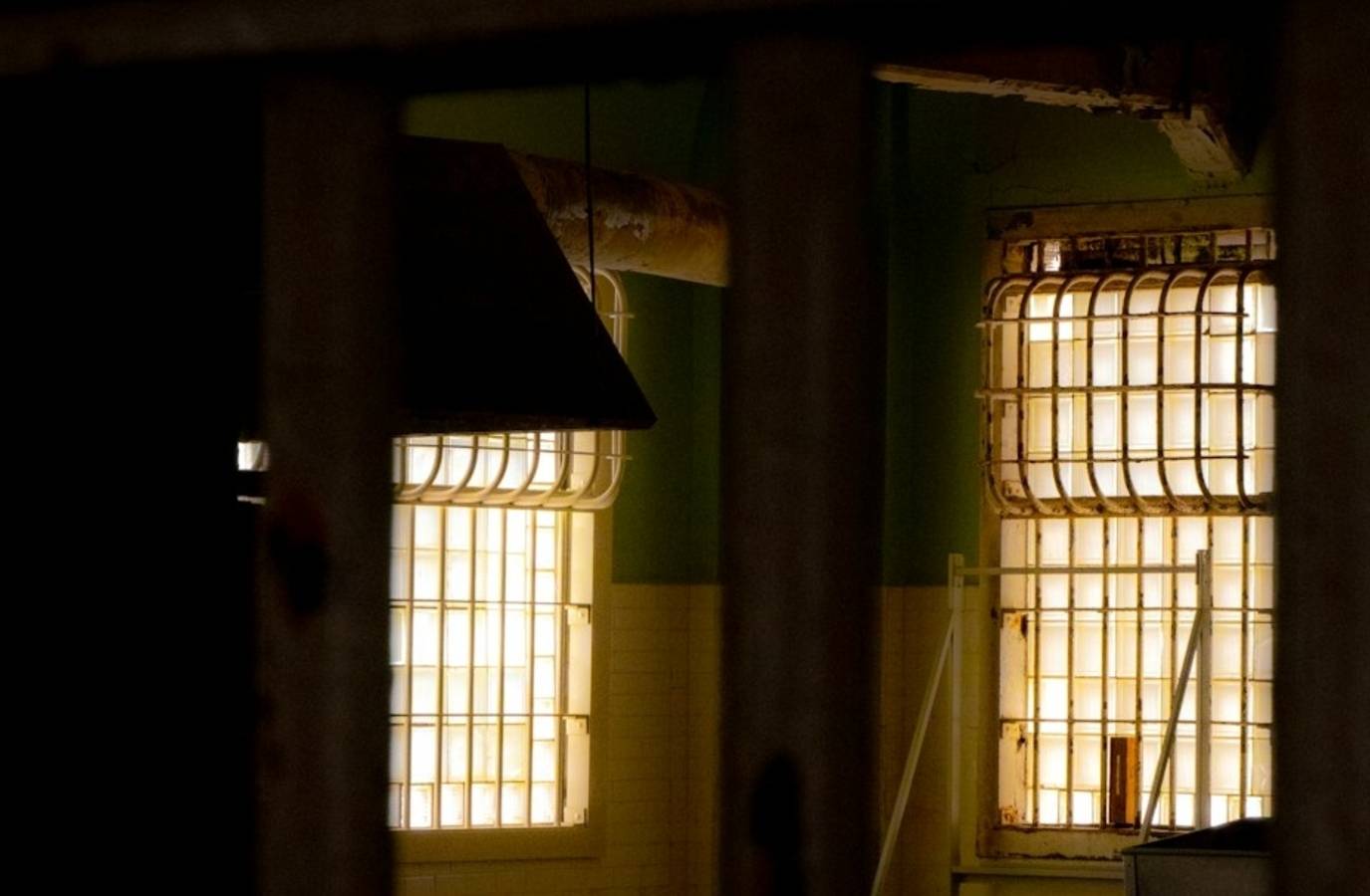 Texas Death Row Inmate's Descent into Madness: Eating Own Eye After Triple Murder