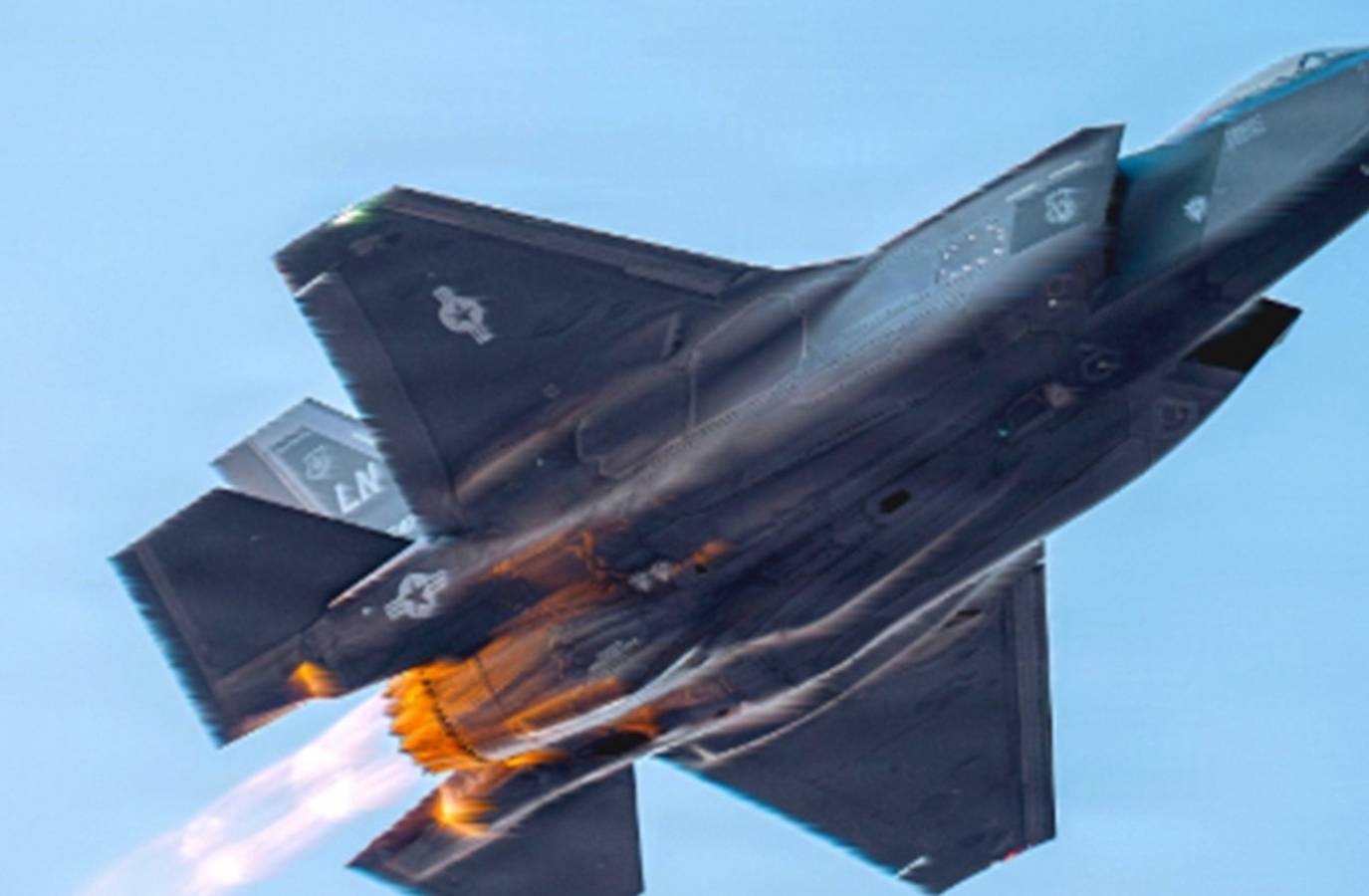Iran Claims Historic Hit on US F-35 as Mideast Conflict Escalates