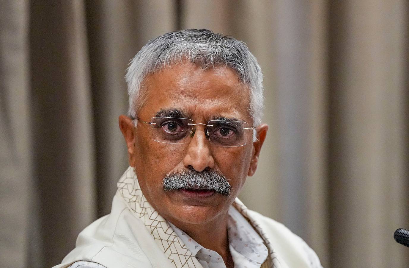 Indian Army Ex-Chief Naravane Shifts Focus to Fiction Writing