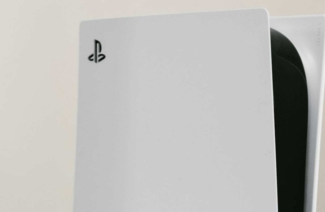 PS5 Users Left Frustrated as Global Server Issues Plague PlayStation Network