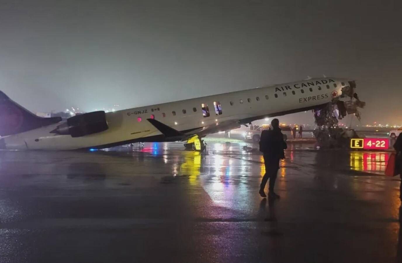 Chilling ATC Audio Surfaces After LaGuardia Crash: 'I Messed Up'