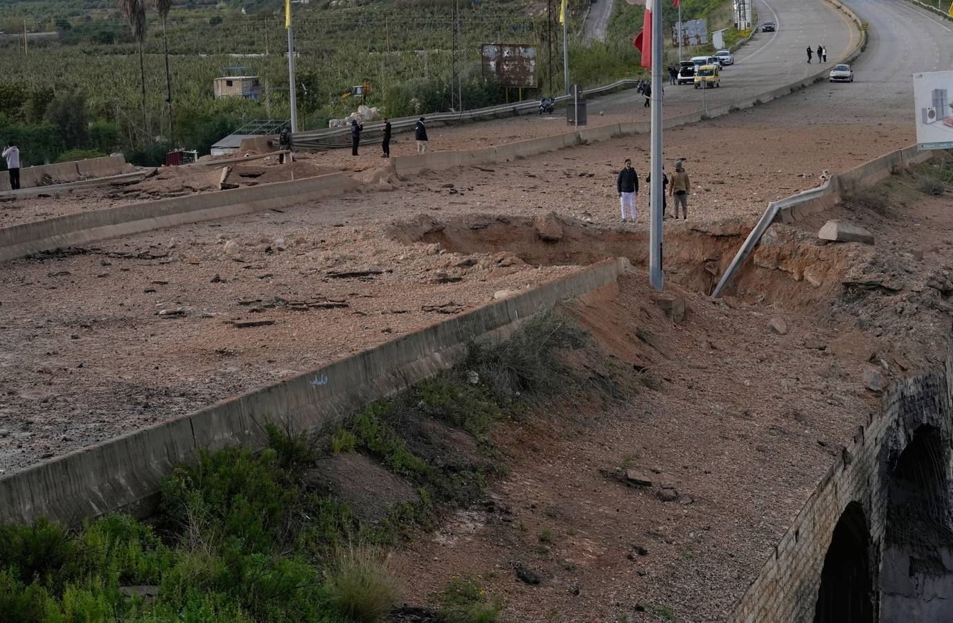 Israel Destroys Key Bridge in Lebanon, Expands Ground Operation Against Hezbollah