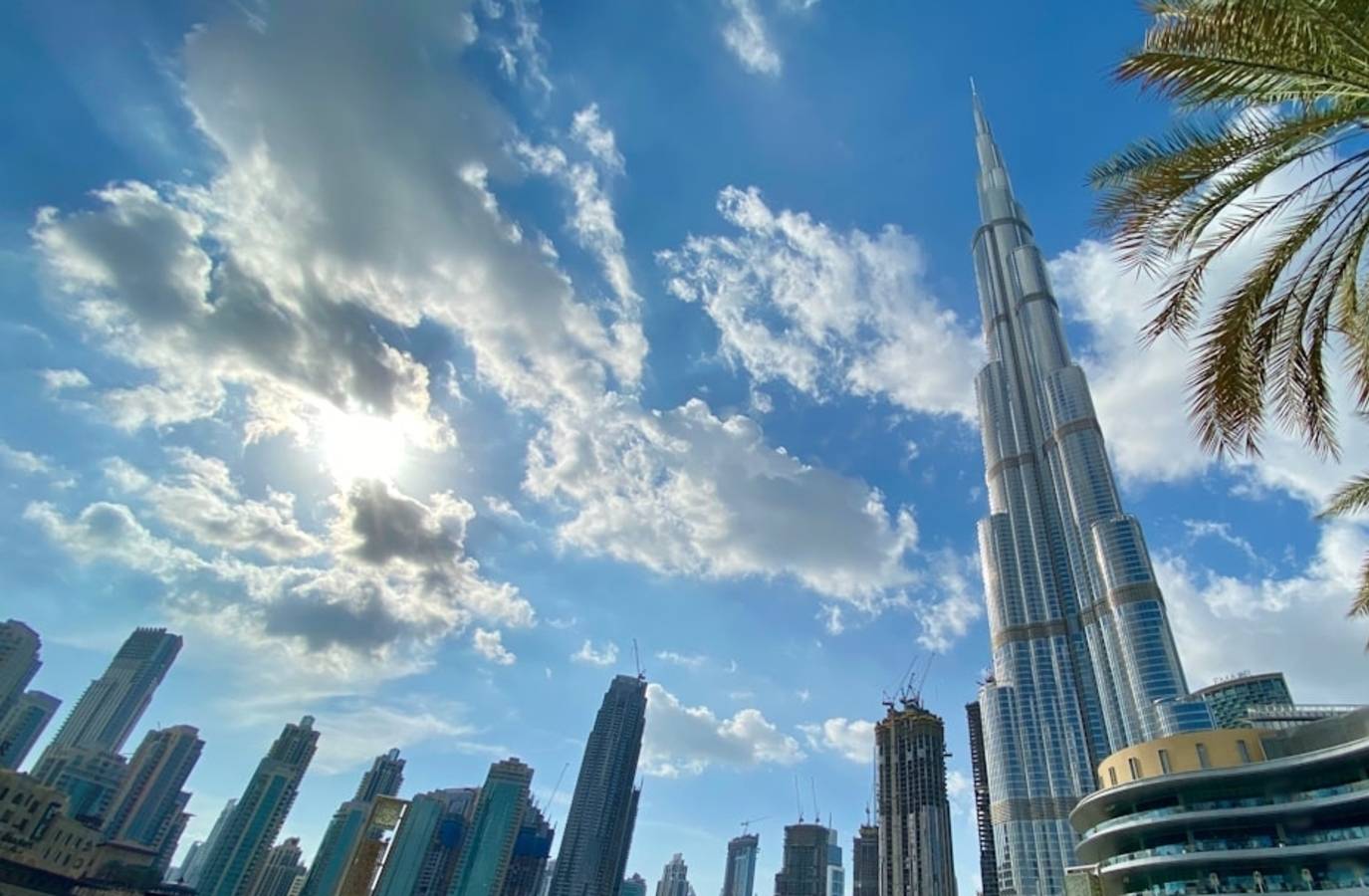 Dubai Defies Ghost Town Claims Amid Middle East Tensions