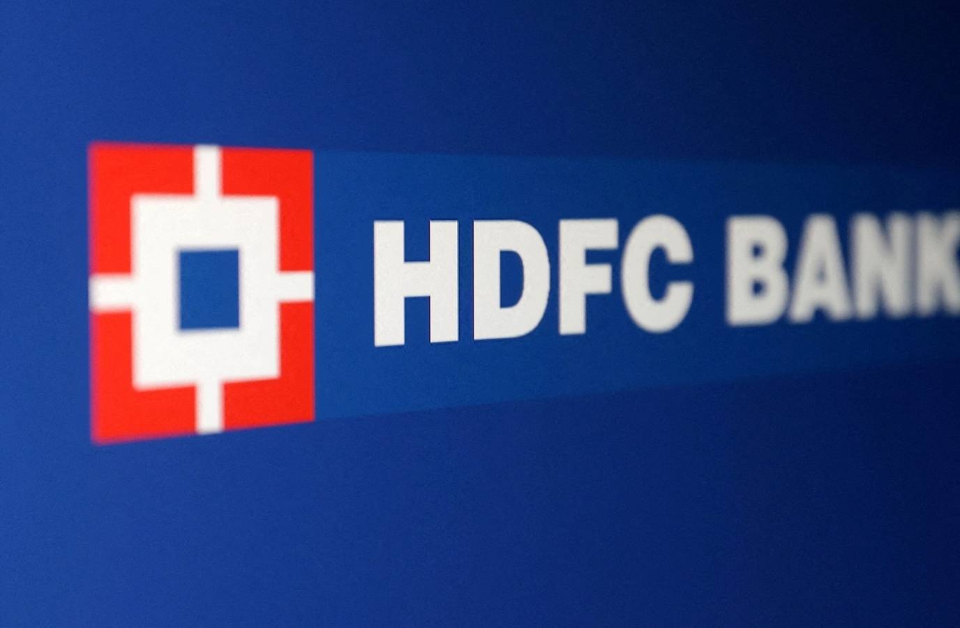 Sensex, Nifty Surge as Trump Postpones Iran Strikes