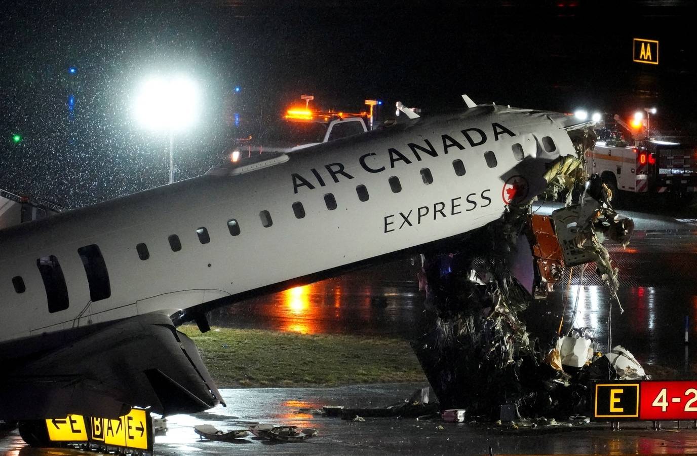 LaGuardia Crash: Experts Blame FAA and Controllers for Deadly Runway Collision