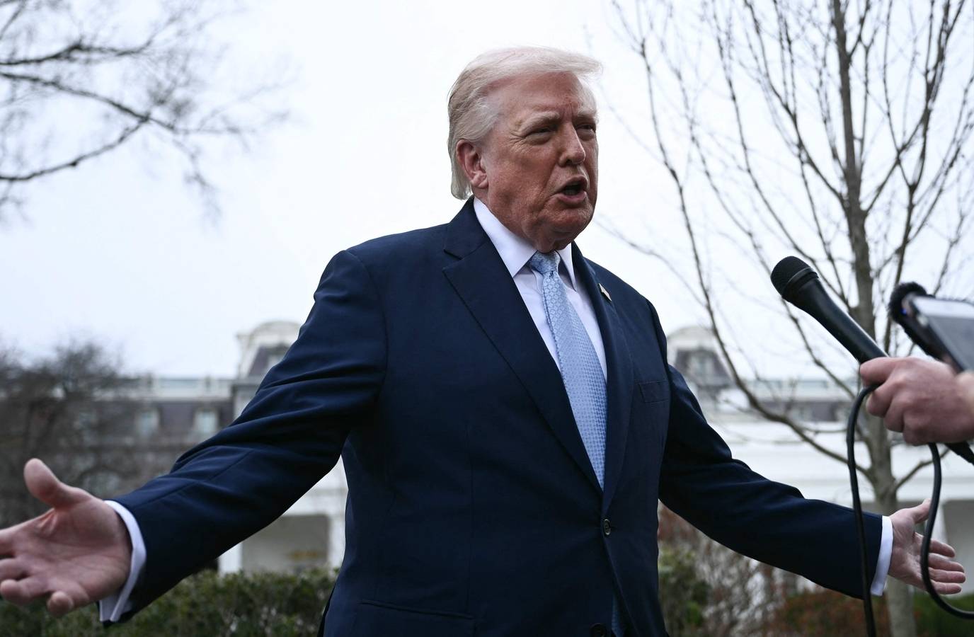 US and Iran in Diplomatic Limbo: Trump's Claims Meet Tehran's Denials