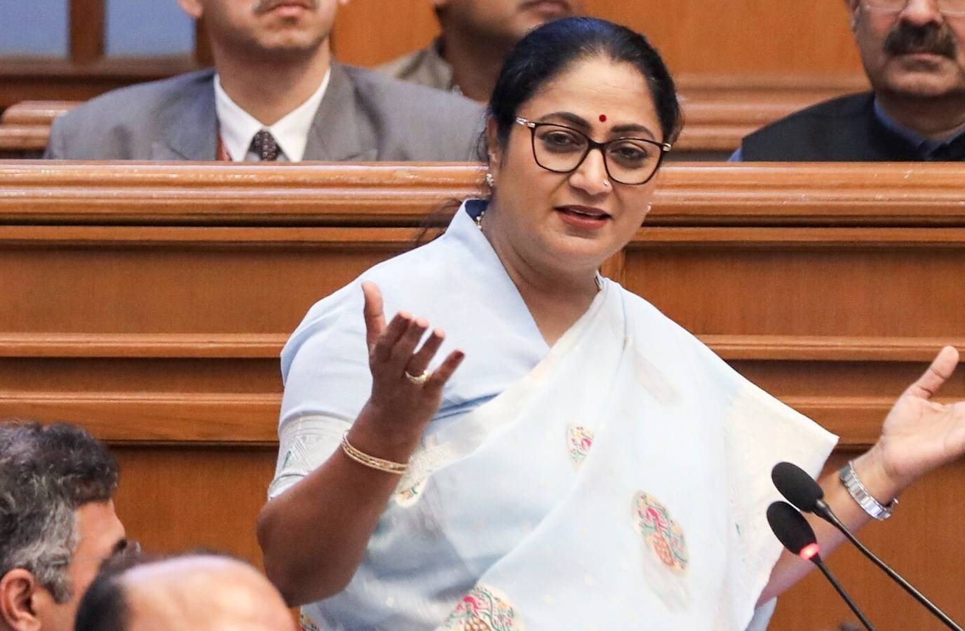 Delhi Unveils EV Policy 2.0: Scrappage First Approach to Boost Electric Mobility