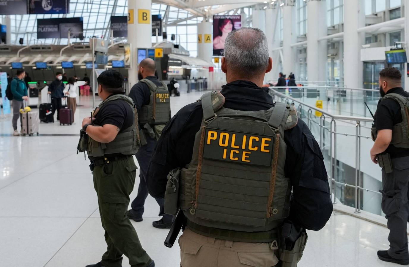 Canadian Mother and Autistic Daughter Detained in Texas ICE Facility
