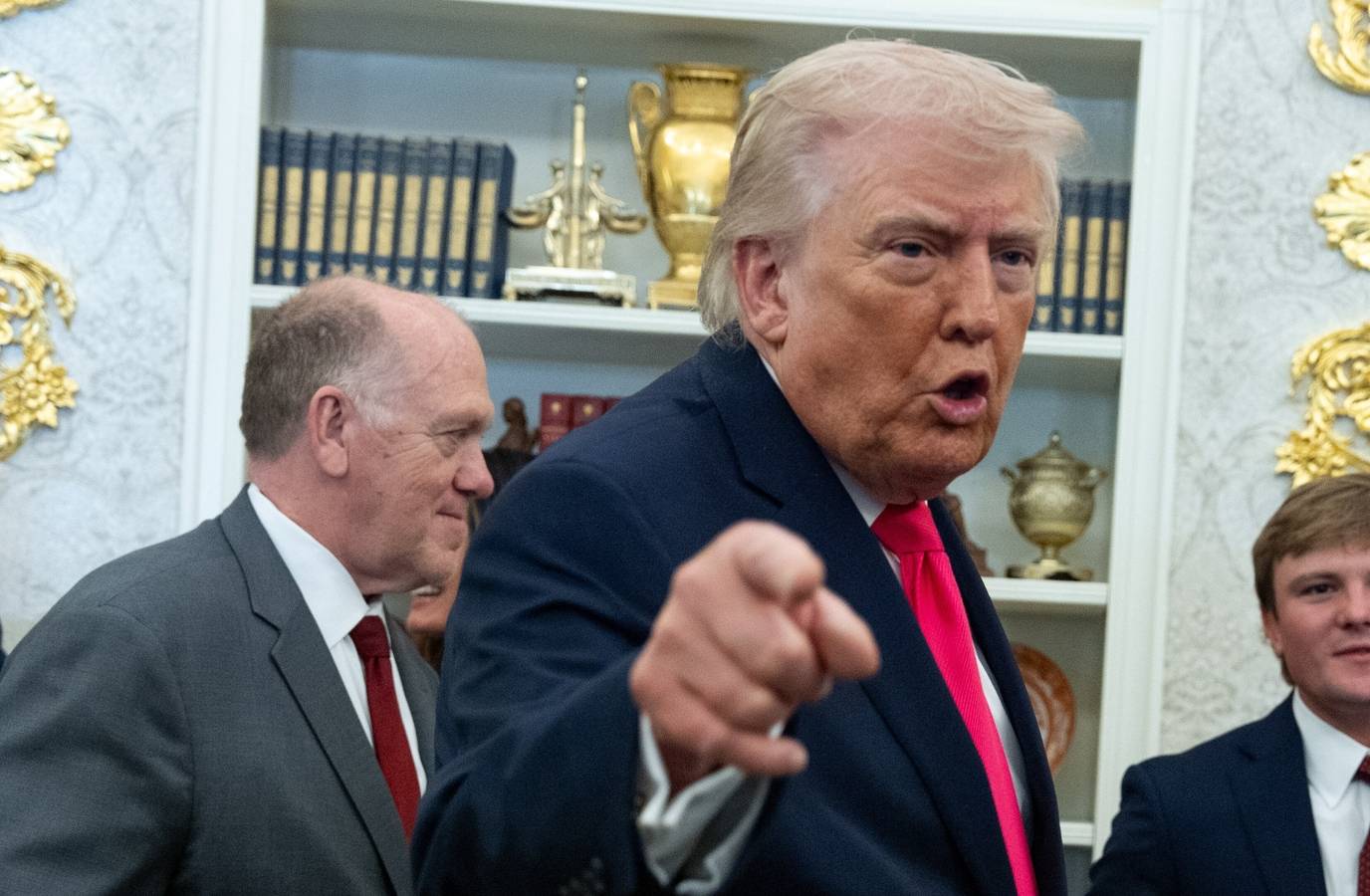 Trump Claims Iran Gifted US 'Big Oil and Gas Prize' Amid Unclear Talks