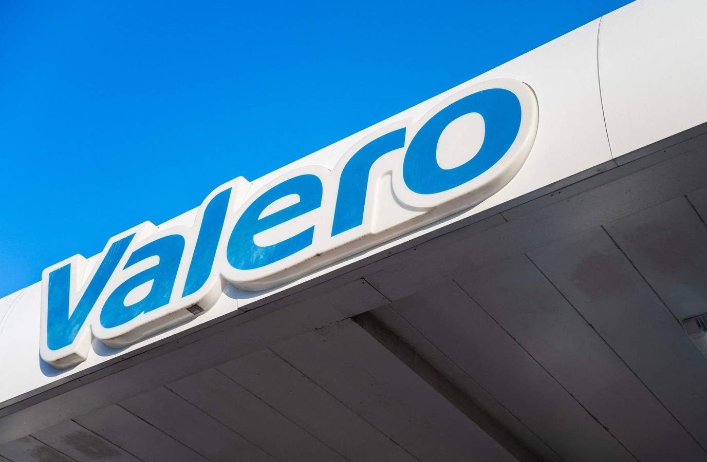 Valero Refinery Explosion Cause Revealed: No Foul Play Involved, Air Quality Concerns Addressed