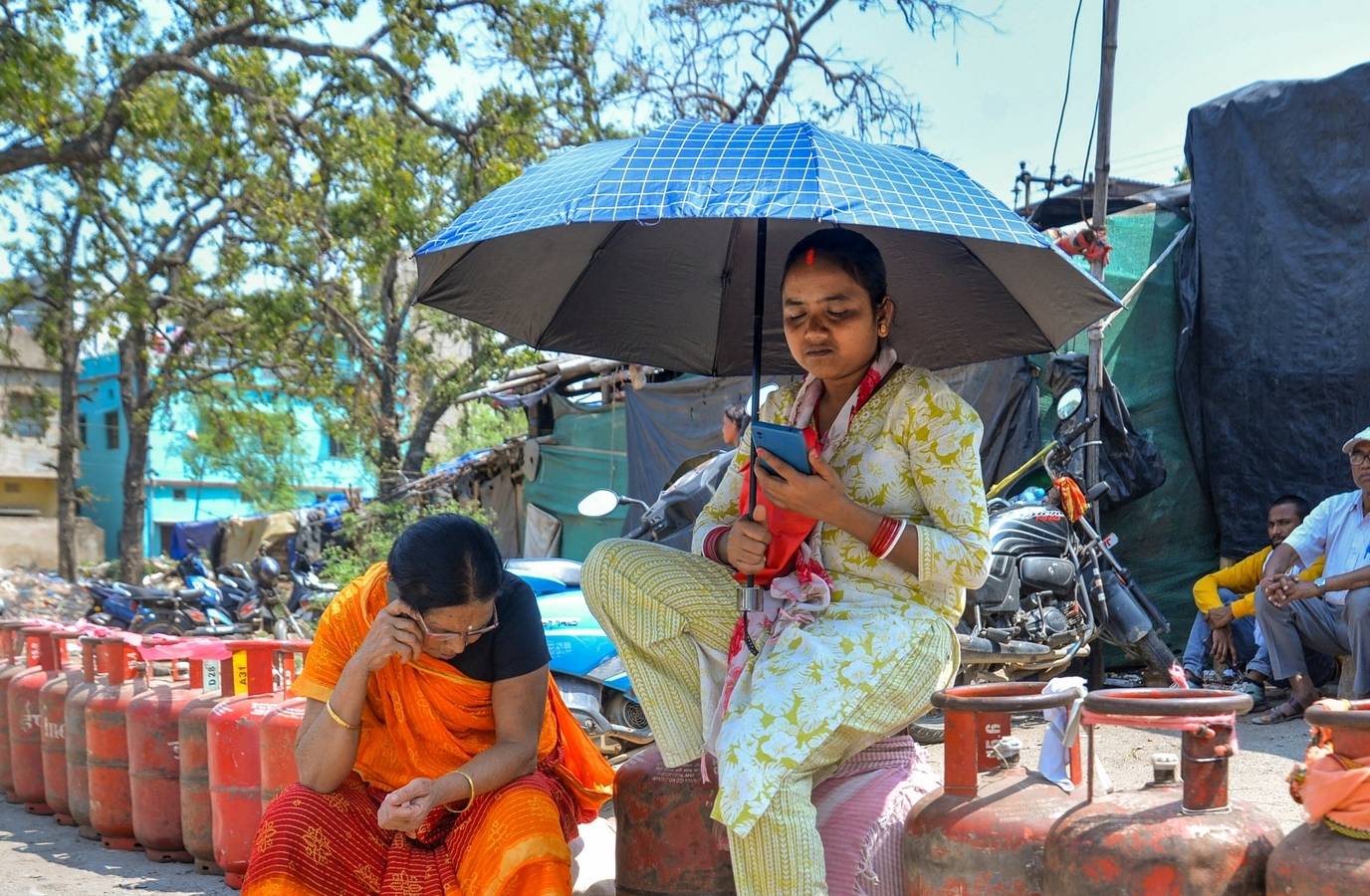 India to Discontinue LPG Supply if Households Refuse PNG Switch