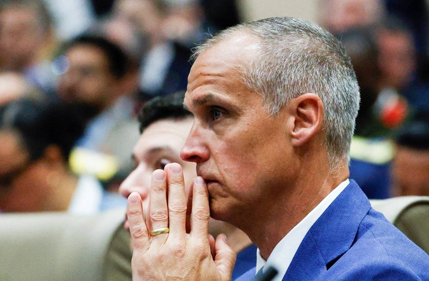 Trump Fires Lewandowski Amid Noem Affair Row: Details Emerge