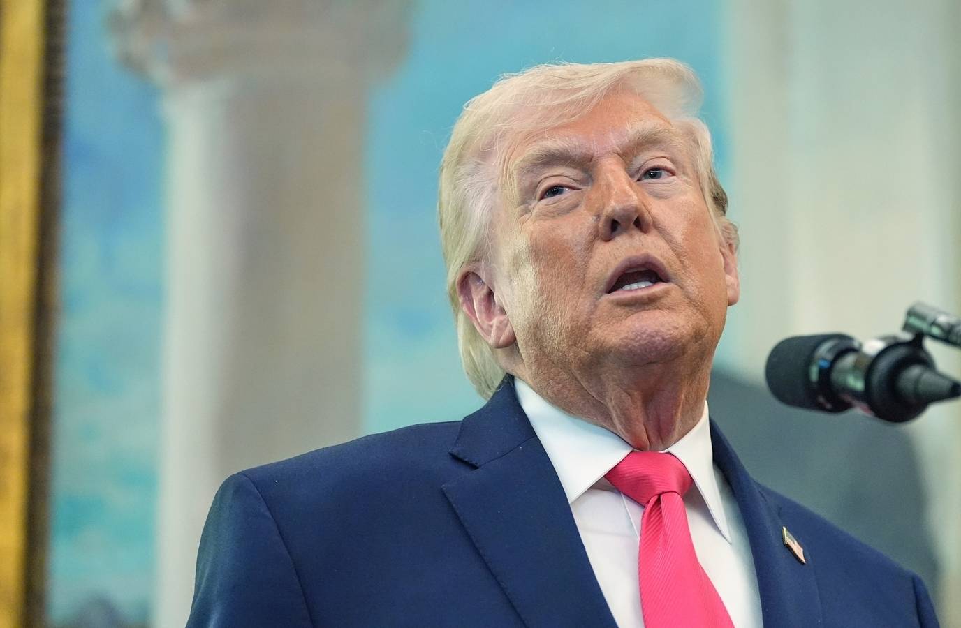 Trump's 1988 Warning to Iran Resurfaces Amid Ceasefire Push