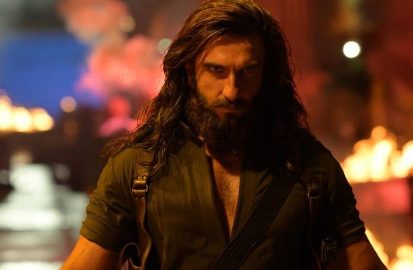 Fan Travels Across the World to Watch Dhurandhar 2's Uncensored Version