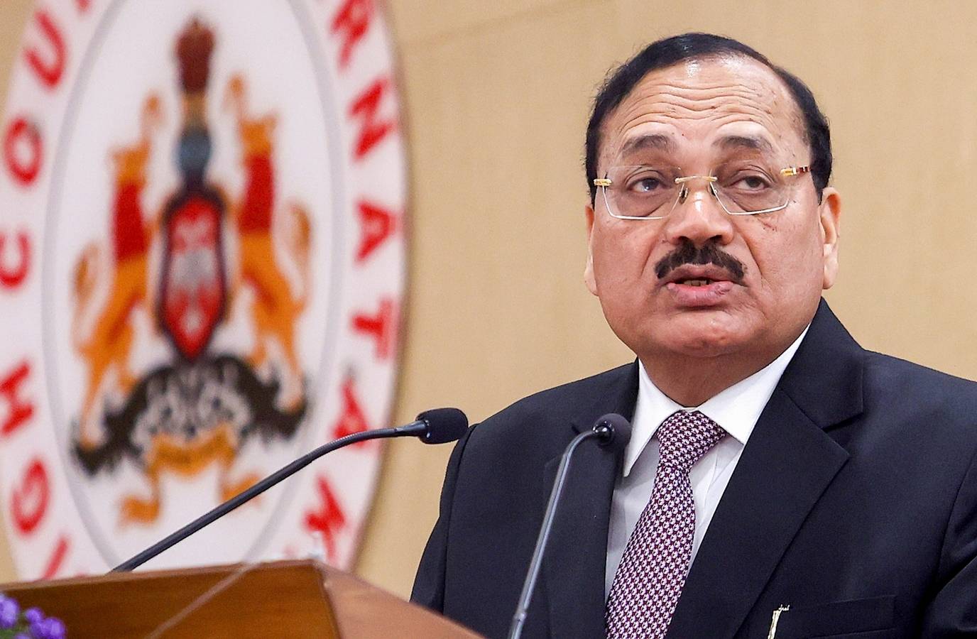 CJI Pushes for More Women Judges, Urges High Courts to Fill Vacancies