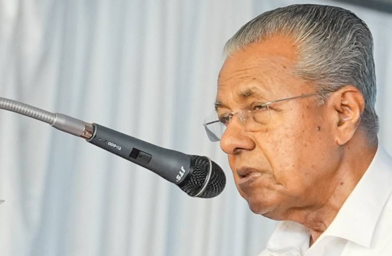 Kerala CM Slams Rahul Gandhi, Accuses Him of Lack of Understanding