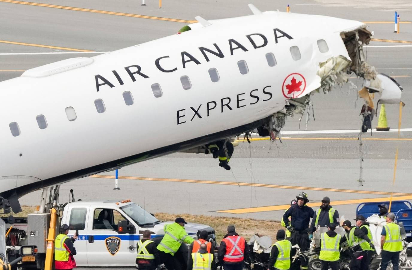 Air Canada CEO Apologizes for English-Only Condolence Message