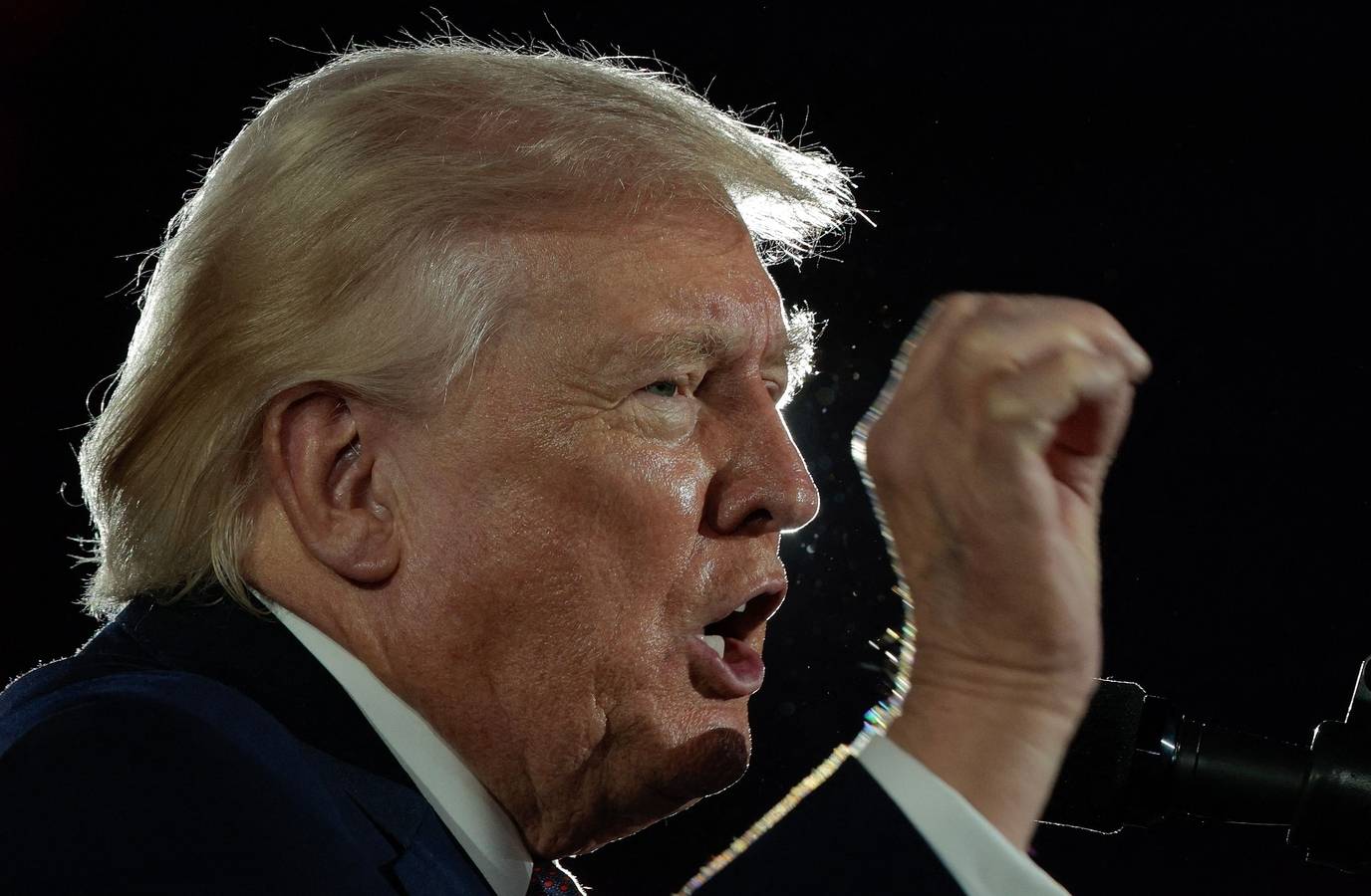 Trump Issues Ultimatum to Iran Ahead of Peace Talks: 'Get Serious or Face Consequences'