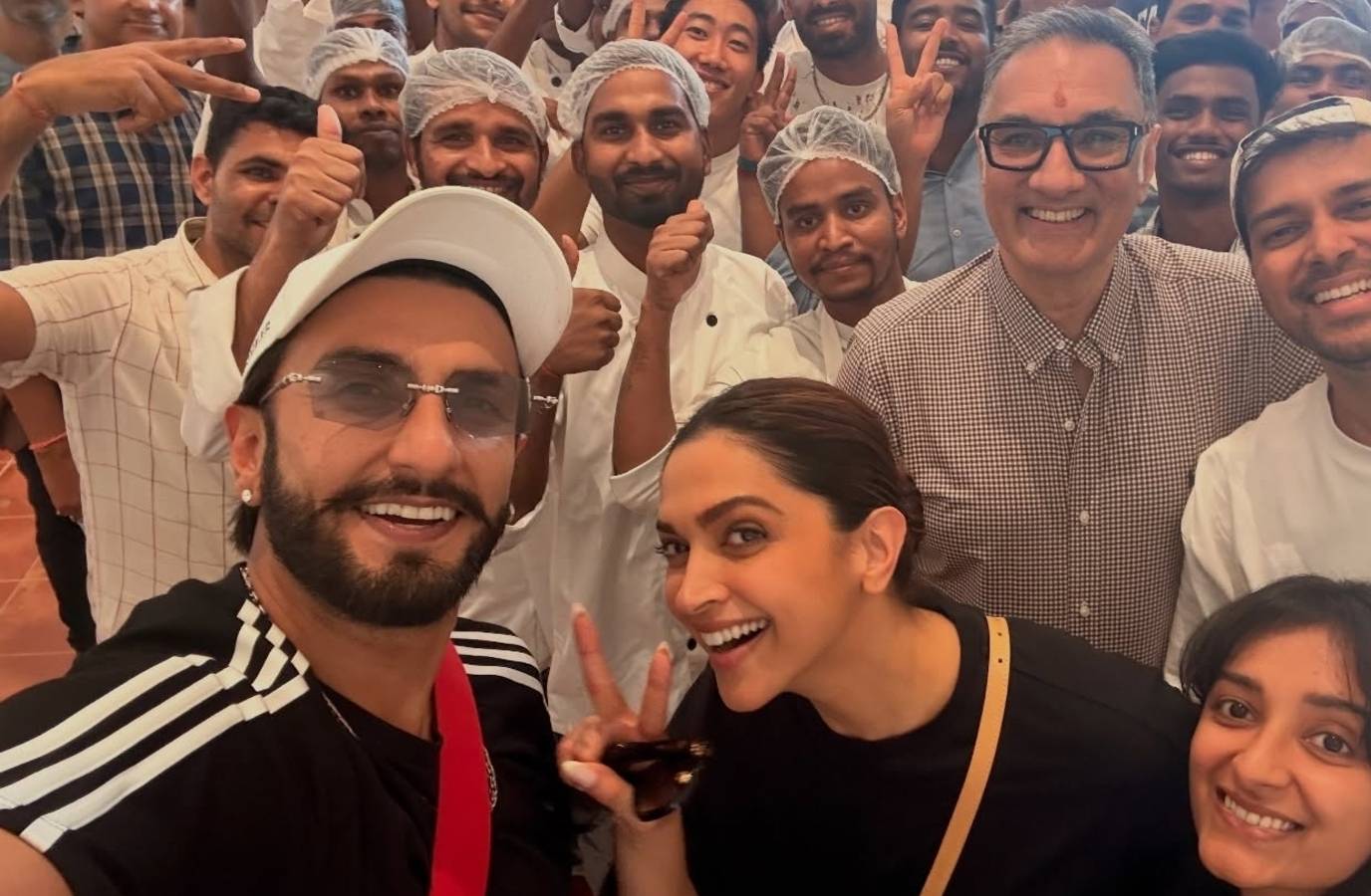 Deepika Padukone and Ranveer Singh spotted together at Mumbai restaurant