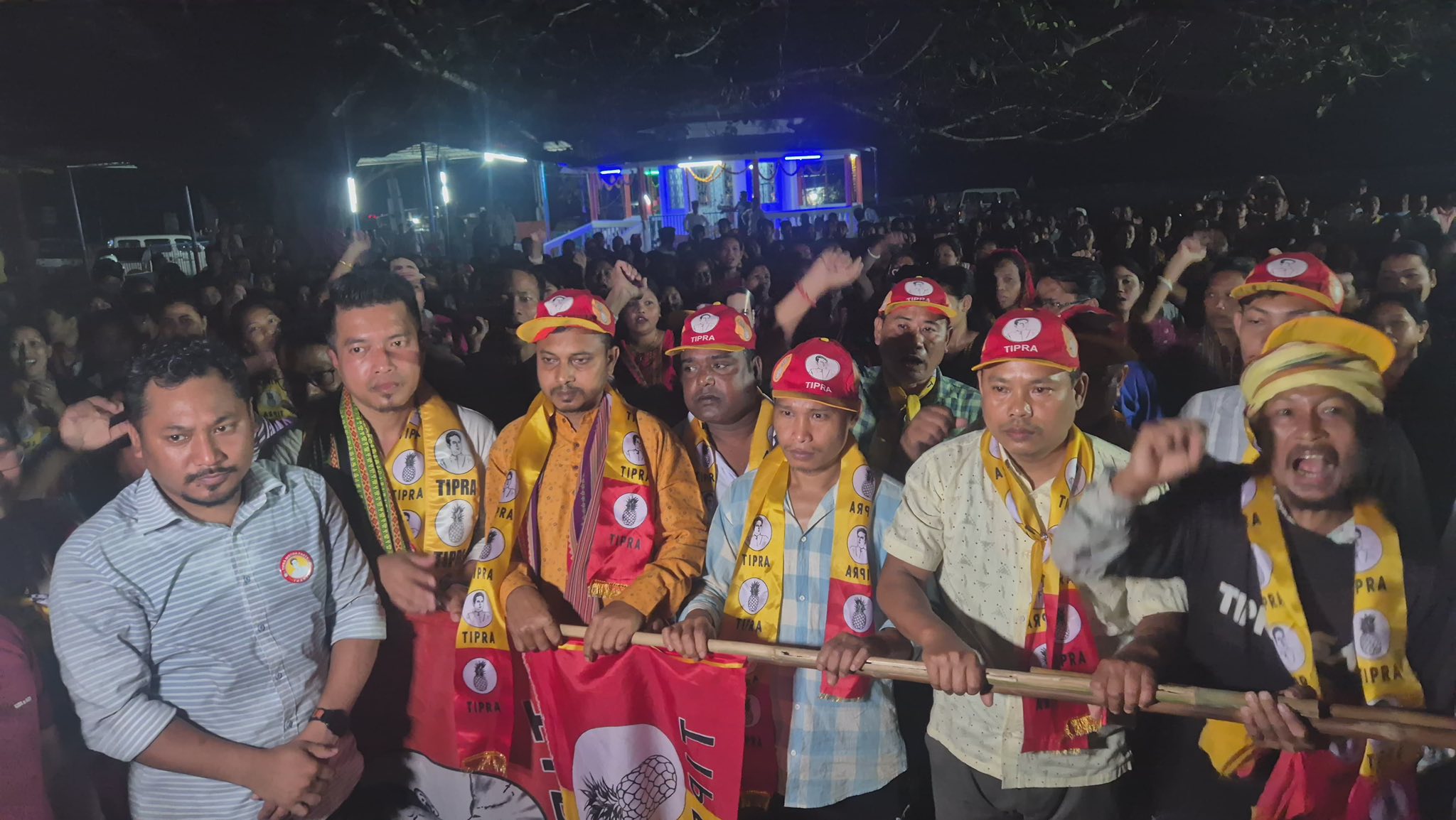 Bisi kwdwkma romwino haphangni sepni hakchal wngjak Agartala ganani Banik Chowmohany : rwjaknai thinango sep TMP candidate Runiel Debbarma 4