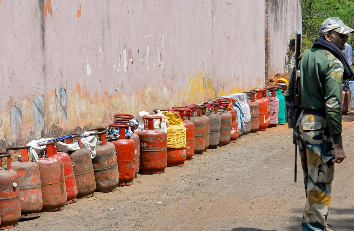 LPG Prices Skyrocket Amid Global Oil Crisis