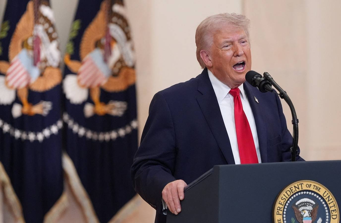 Trump Claims Obama Gave Iran $1.7 Billion in Cash, But There's a Bigger Story